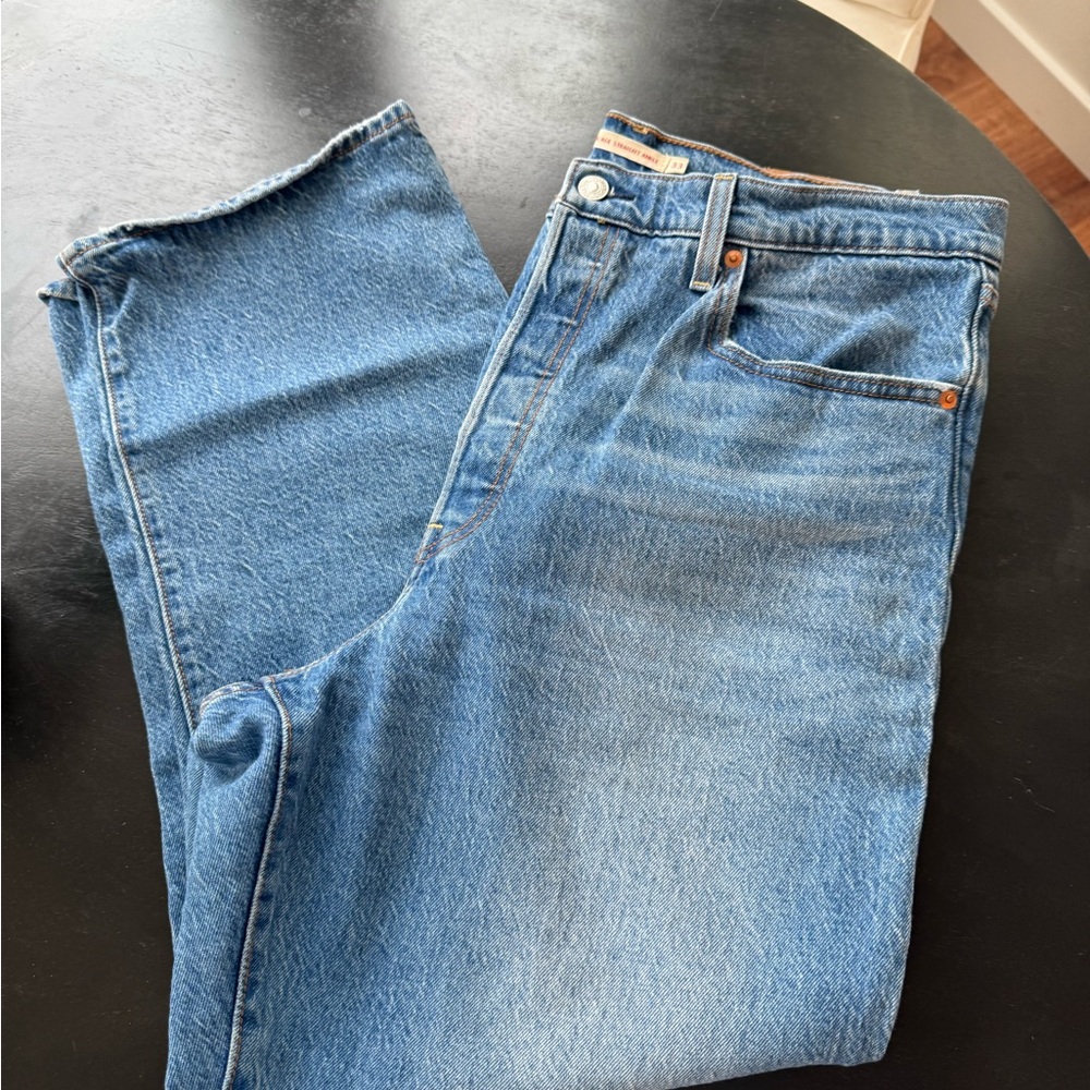 Women’s Ribcage Straight Ankle Levi's Size 33